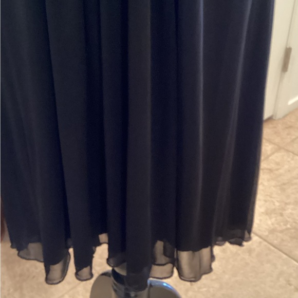 EN Focus petite dress - Picture 4 of 9